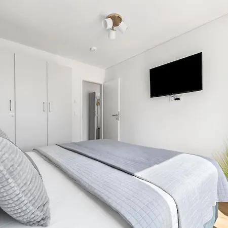 Maltes-Ostseekoje Parken Frei Vorm Haus, 300M Zum Strand,Infrarotsauna,Magenta Tv Mit Netflix ,Amazon Prime Und Rtl Plus, Kaminofen Im Wohnzimmer, Fahrradschuppen Olpenitz Extérieur photo