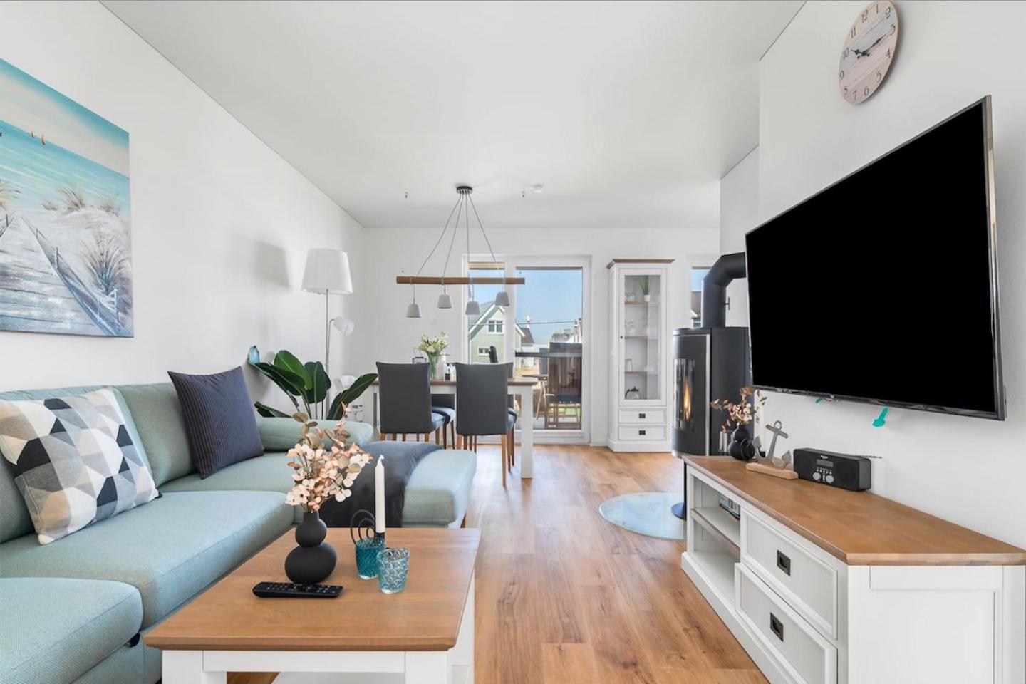 Maltes-ostseekoje Parken Frei Vorm Haus, 300m Zum Strand,infrarotsauna,magenta Tv Mit Netflix ,amazon Prime Und Rtl Plus, Kaminofen Im Wohnzimmer, Fahrradschuppen Apartment *