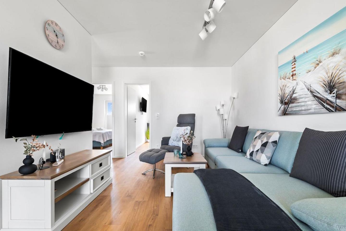 Maltes-ostseekoje Parken Frei Vorm Haus, 300m Zum Strand,infrarotsauna,magenta Tv Mit Netflix ,amazon Prime Und Rtl Plus, Kaminofen Im Wohnzimmer, Fahrradschuppen Apartment Olpenitz